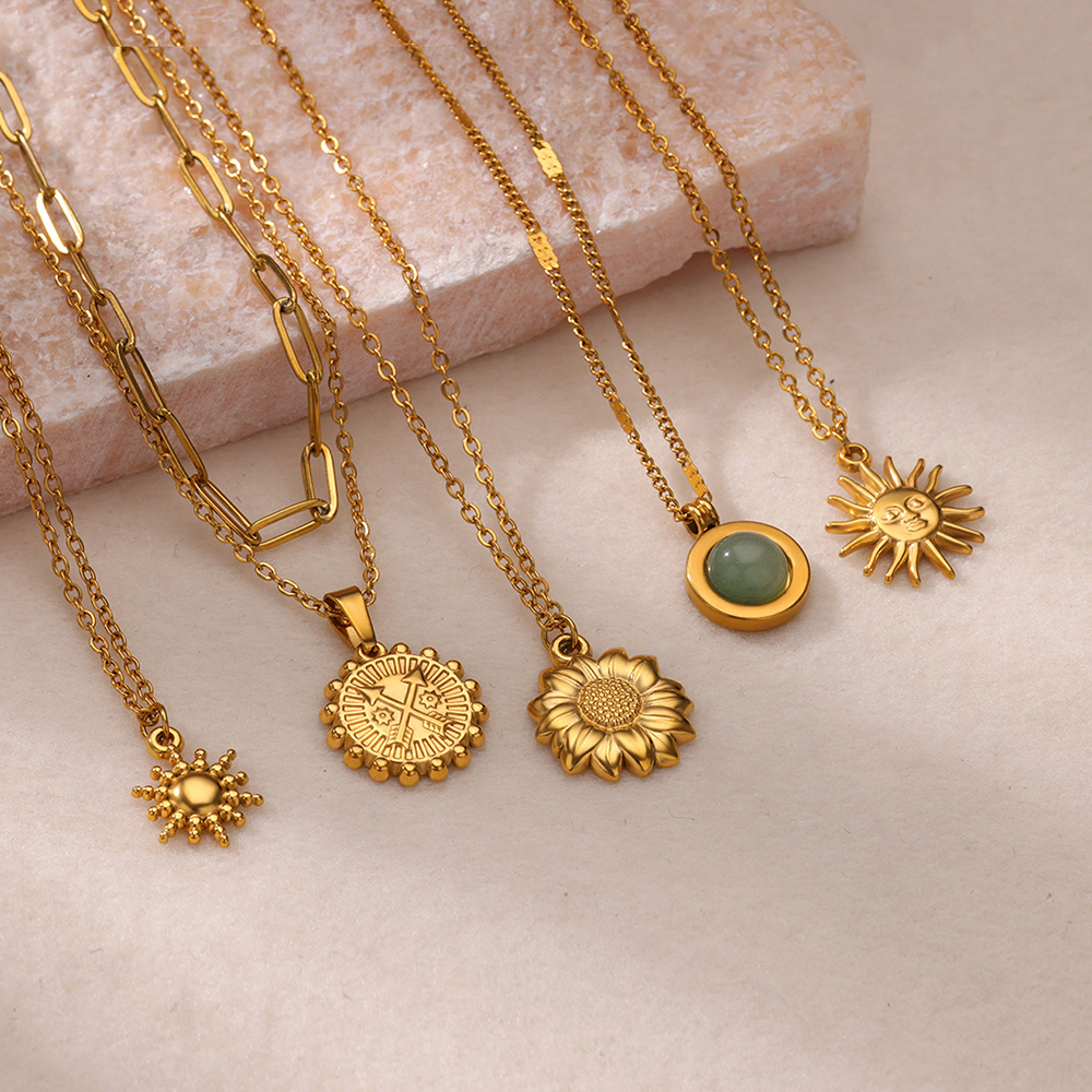 Birth Flower Necklace - สแตนเลสเรขาคณิตสร้อยคอผู้หญิงแฟชั่น Sun Sunflower จี้ Clavicle CHAIN